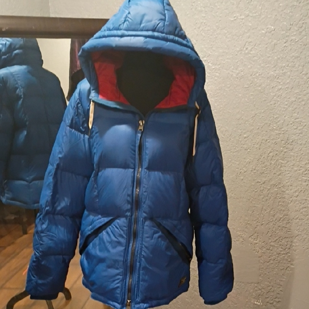 Abercrombie & Fitch Blue and Red  Puffer Jacket